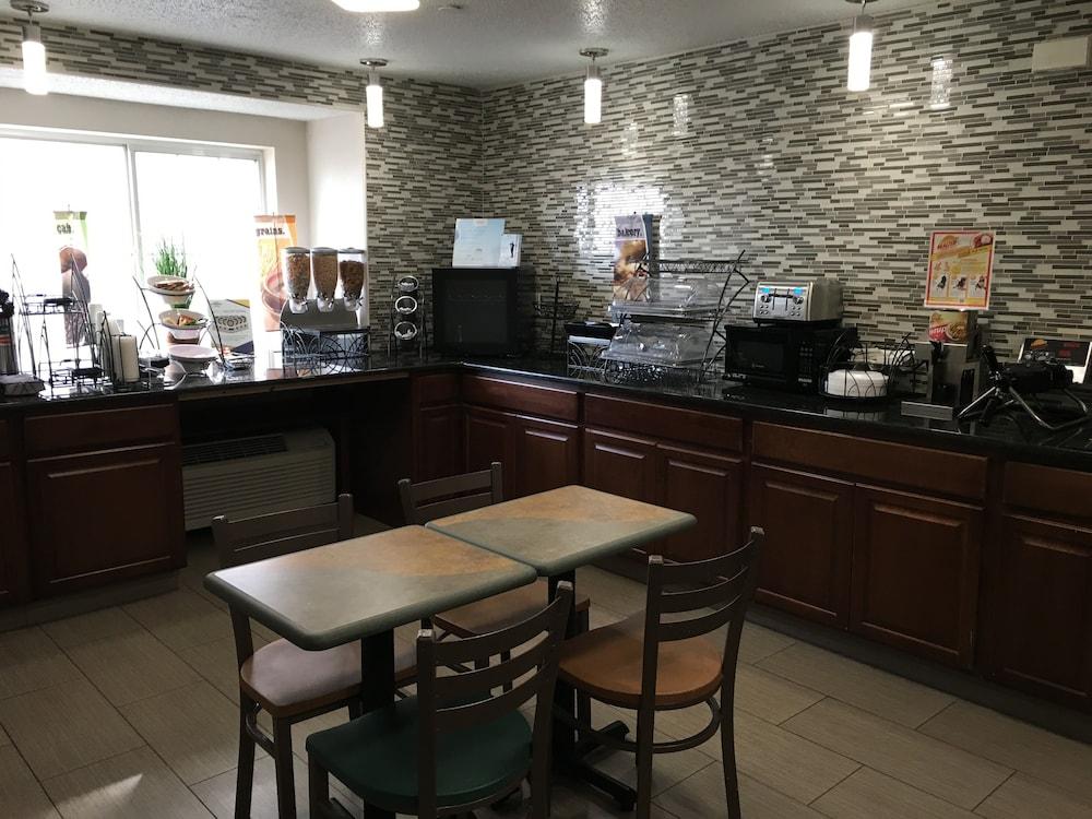 Microtel By Wyndham - Murfreesboro
