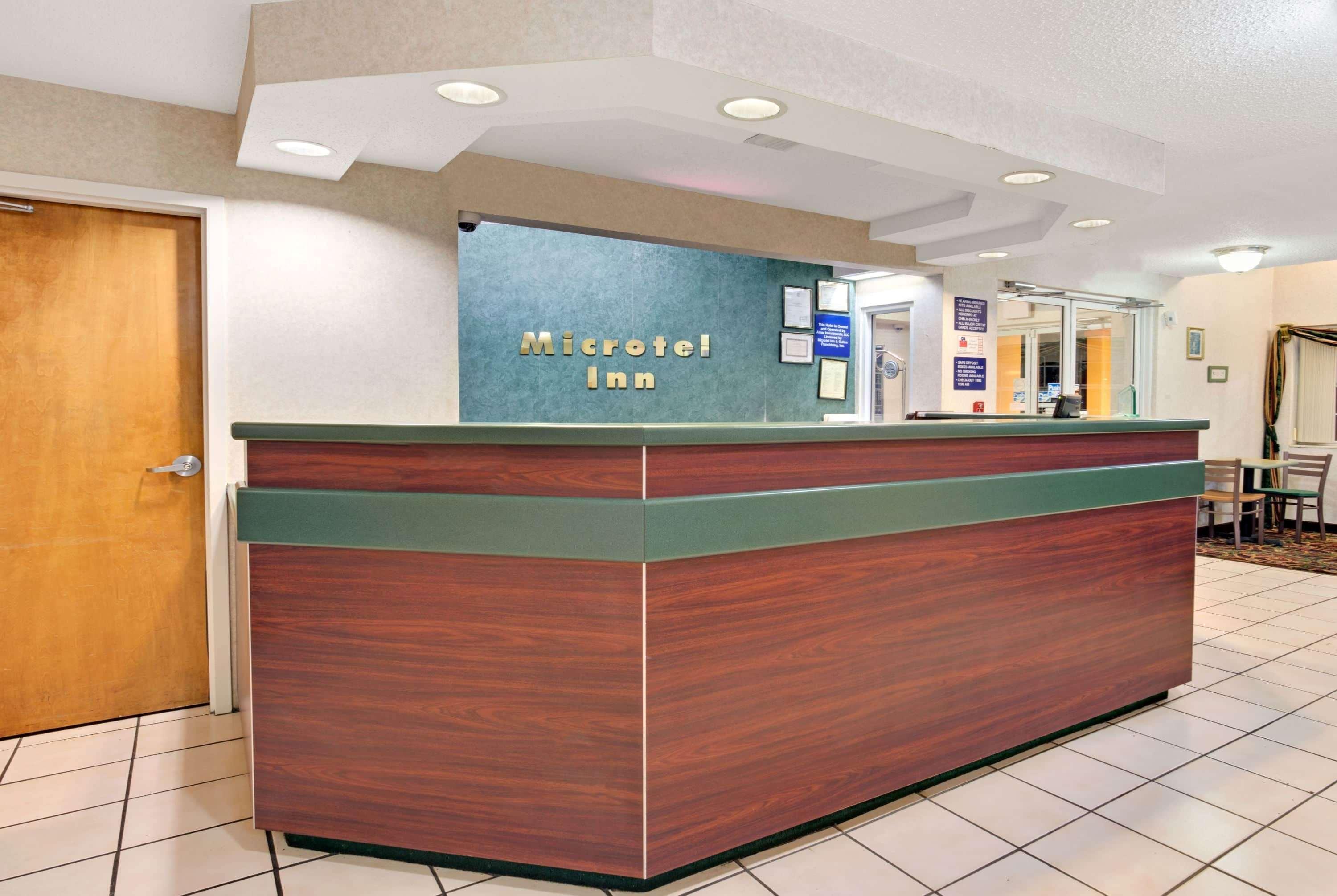 Microtel By Wyndham - Hotel 2*