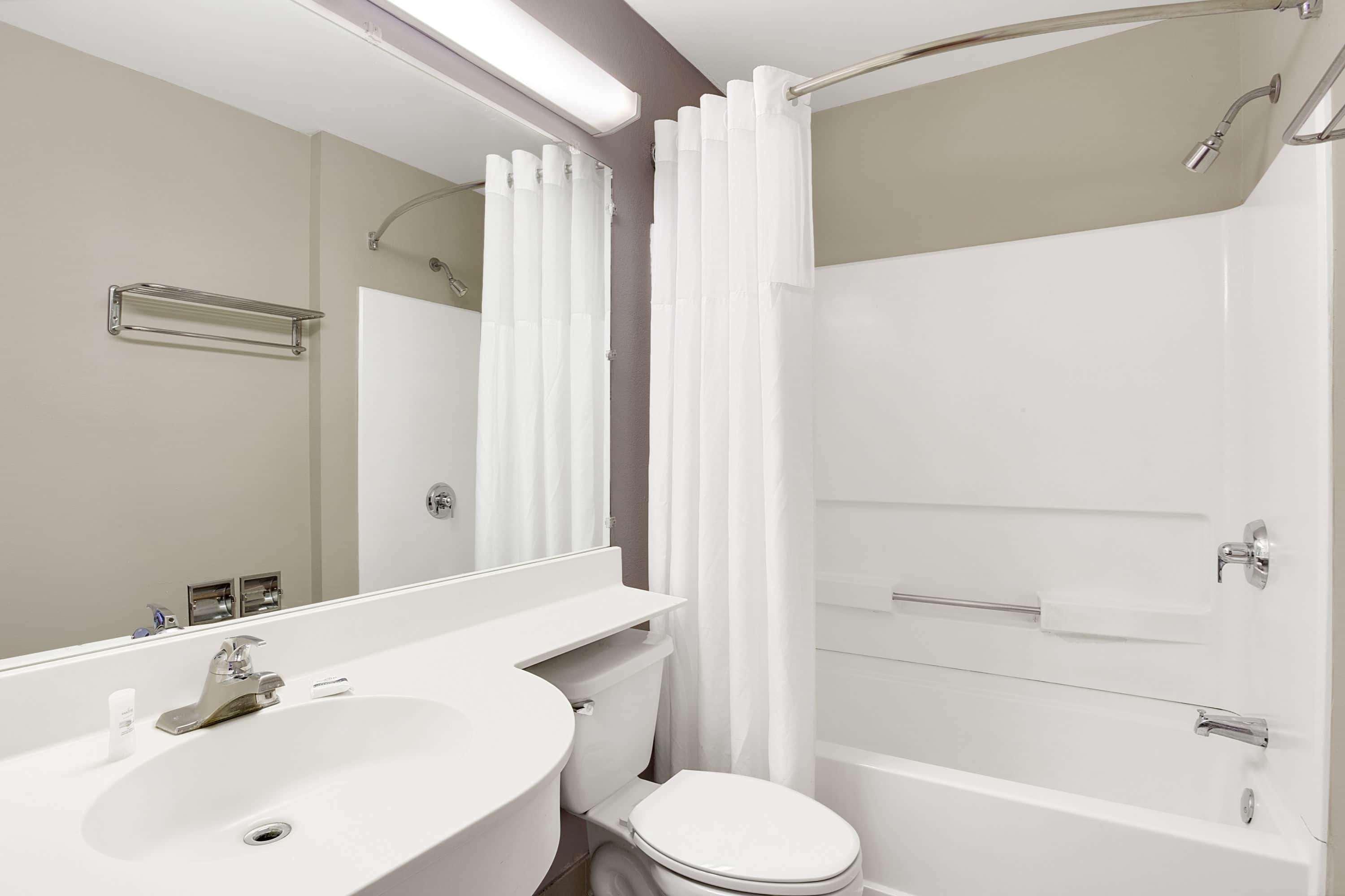 Microtel By Wyndham - Hotel 2*