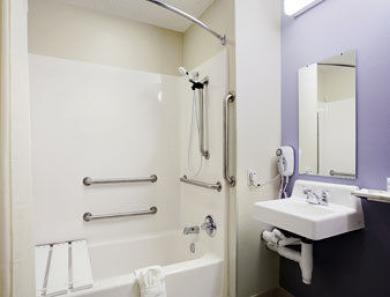 Hotel Microtel By Wyndham - 2*
